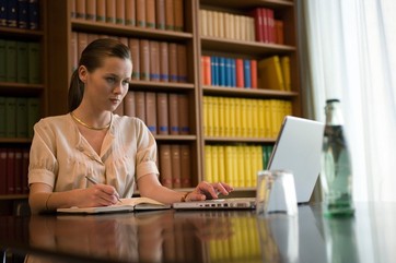 How to Write an Essay Outline at SolidEssay.com